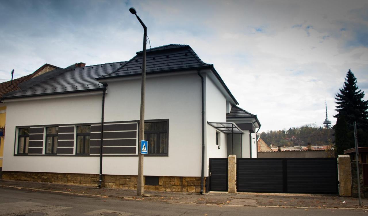 Loli Apartman Мишкольц Экстерьер фото