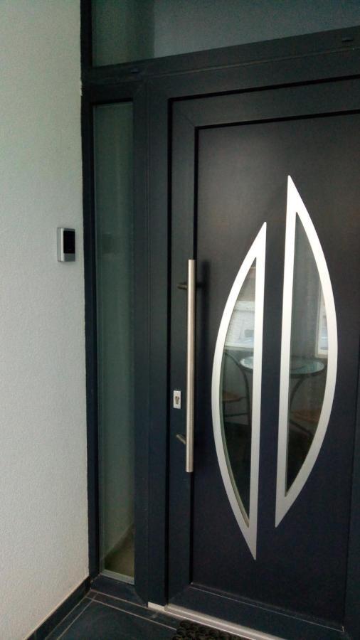 Loli Apartman Мишкольц Экстерьер фото